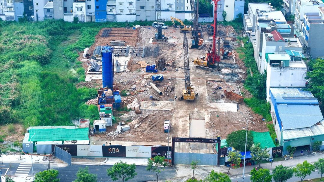 Hoạt động thi công tấp nập tại Ansana By Kita tháng 3/2026